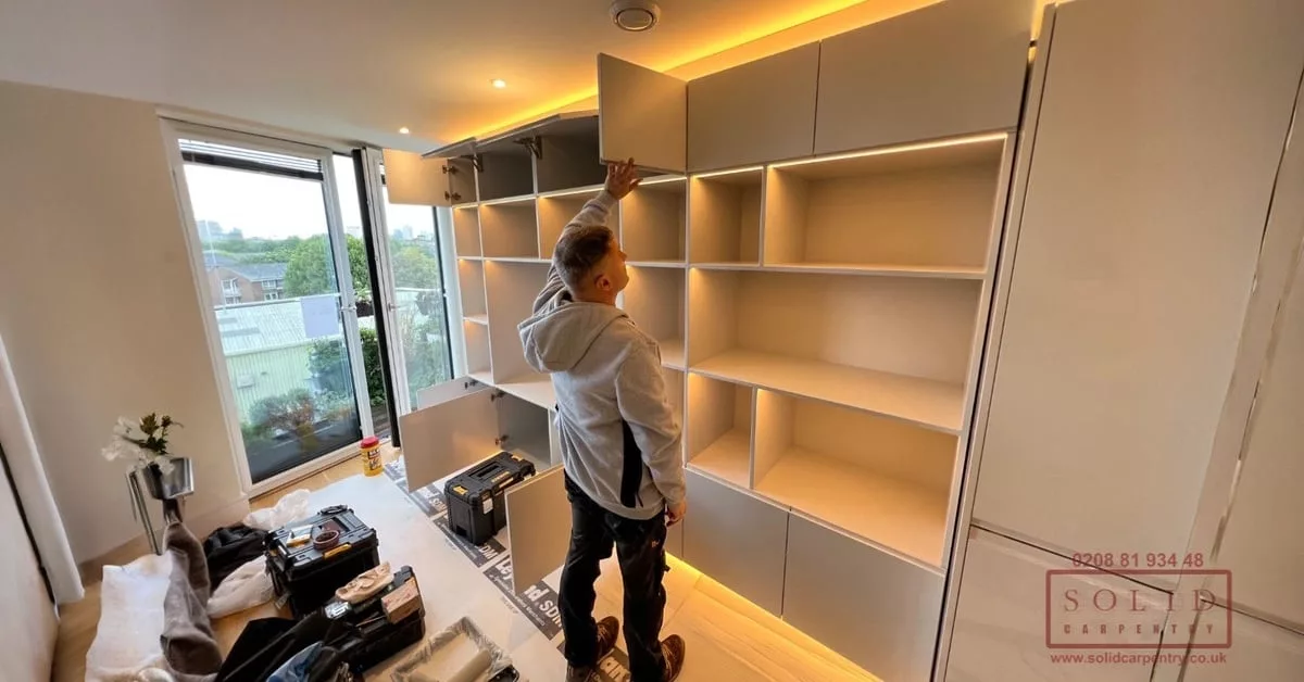 Media unit installation
